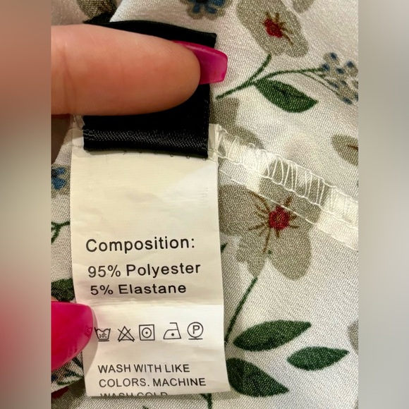 Trumpet Sleeve Blouse - Picture 2 of 3